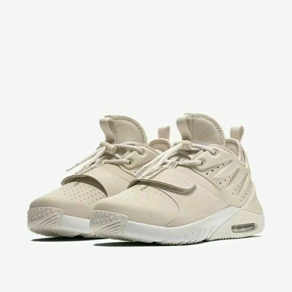 air max trainer 1 leather